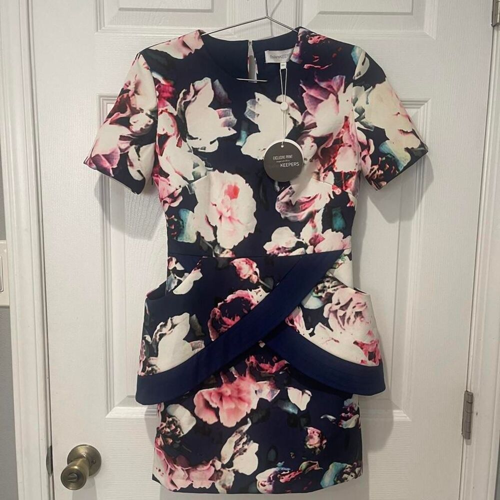 Finders keepers Floral mini dress with tie detail - Picture 2 of 3